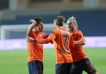 Fenerbahçe Başakşehir'den 4 isme talip