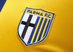 Parma, Serie B'ye yükseldi