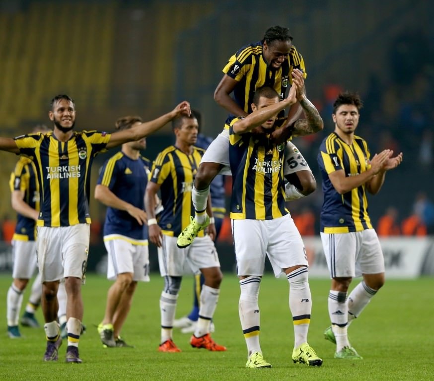 Fenerbahçe’den Kadıköy’de tarihi zafer