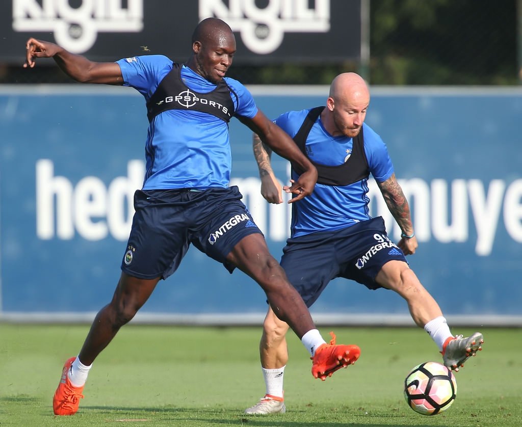 Advocaat Bursaspor maçı 11’ini belirledi!