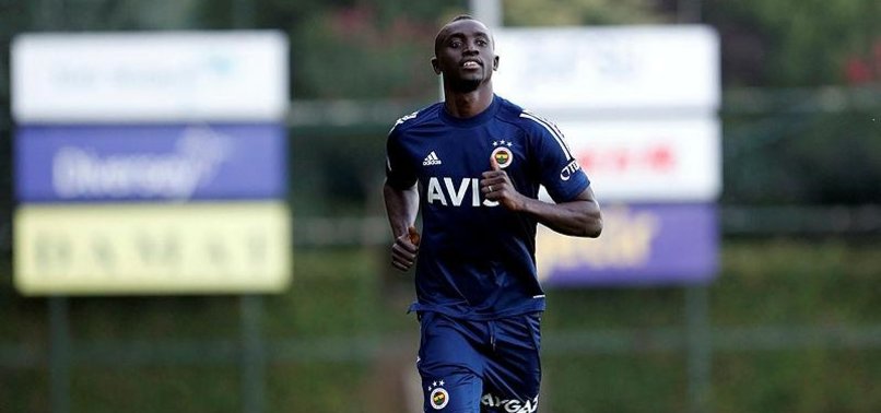 Fenerbahçe'de Papiss Cisse sahaya indi! İşte antrenmandan kareler