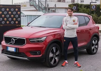 Roma'da ayın oyuncusu Cengiz Ünder!