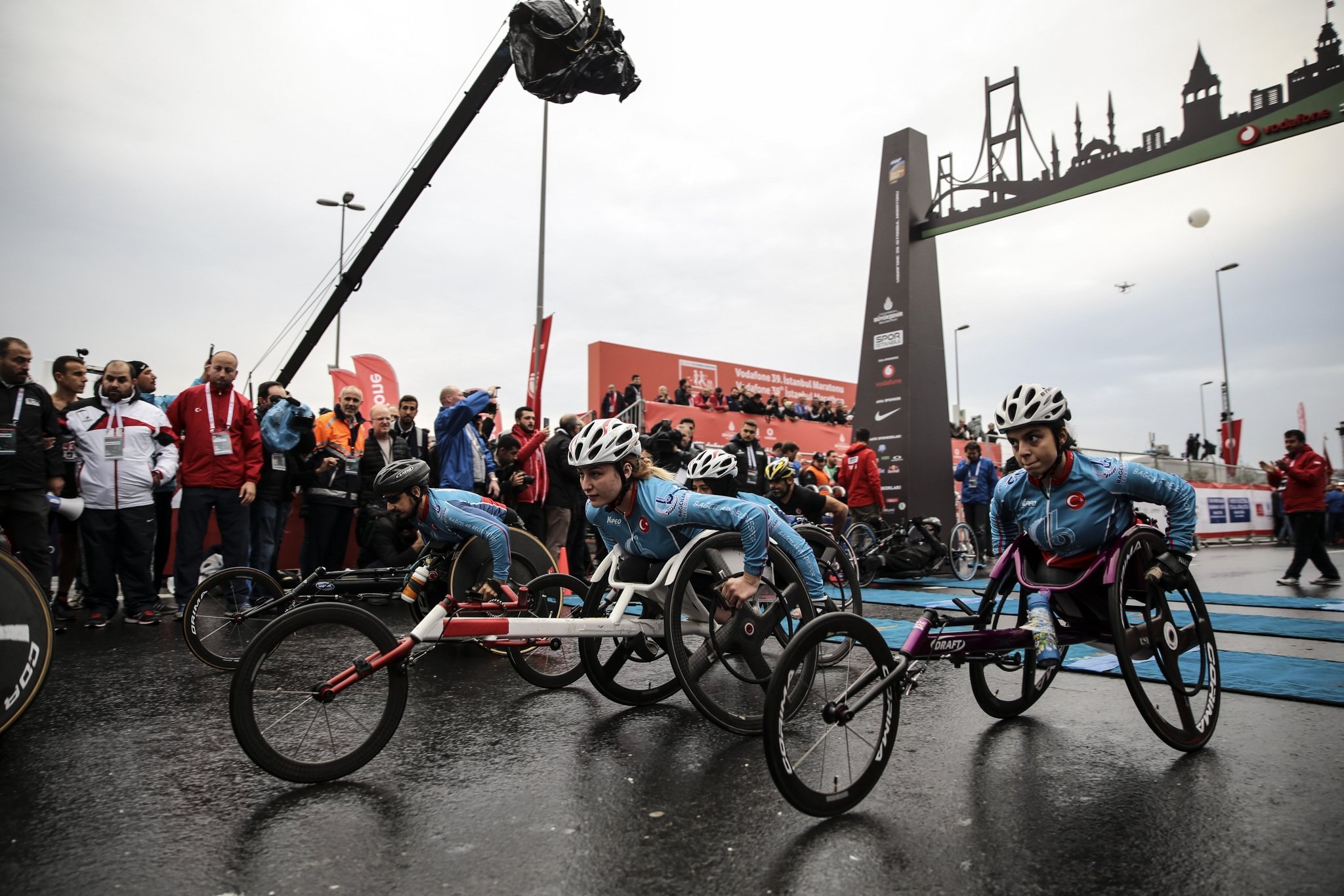 125 bin kişi çocuklar için koşuyor!