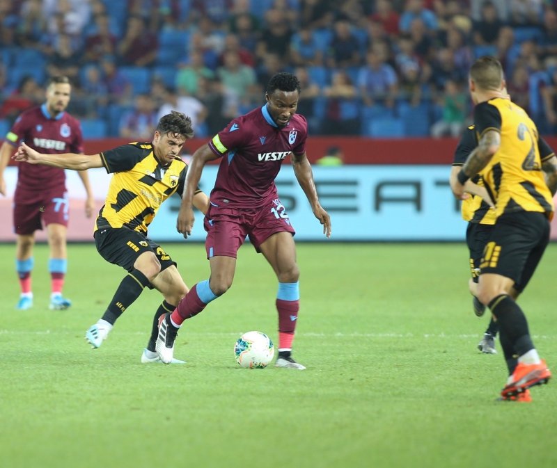 Trabzonspor-AEK maçından kareler