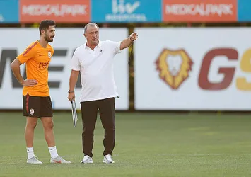 Fatih Terim'den Emre Akbaba'ya telefon!