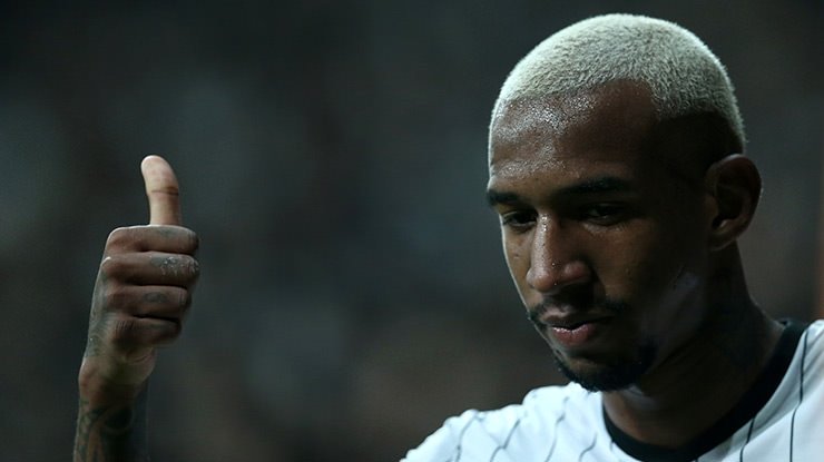 Mourinho Beşiktaşlı yıldızı istiyor!