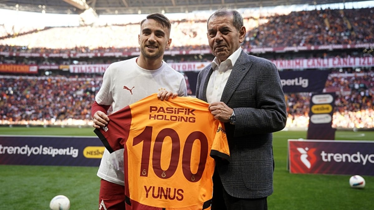 GALATASARAY TRANSFER HABERİ: Yunus Akgün'e yeni sözleşme GALATASARAY TRANSFER HABERİ: Yunus Akgün'e yeni sözleşme