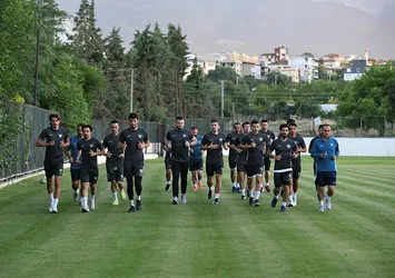 Denizlispor ilk antrenmanını yaptı