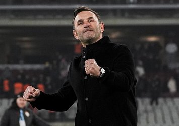 Okan Buruk, taraftarlara 3’lü çektirdi