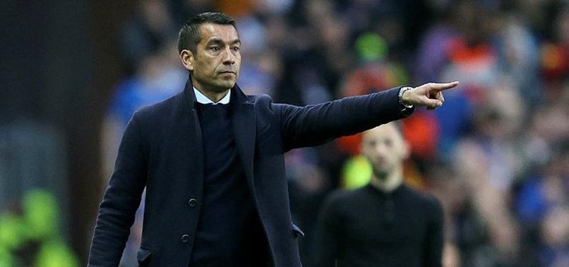 Beşiktaş Giovanni van Bronckhorst ile anlaştı!