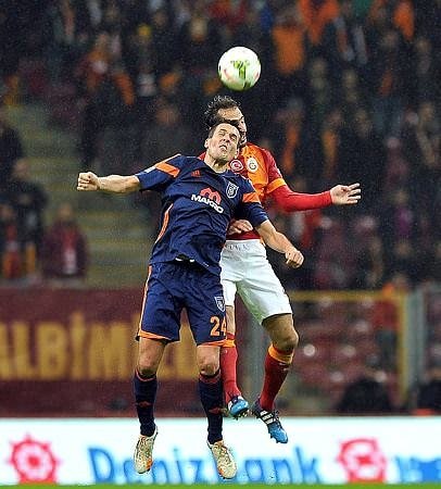 Arena koridorlarında büyük kavga