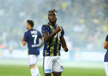 Victor Moses iş başına