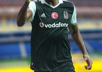 F.Bahçe'den Beşiktaş'ın eski yıldızına kanca! İşte yapılan teklif