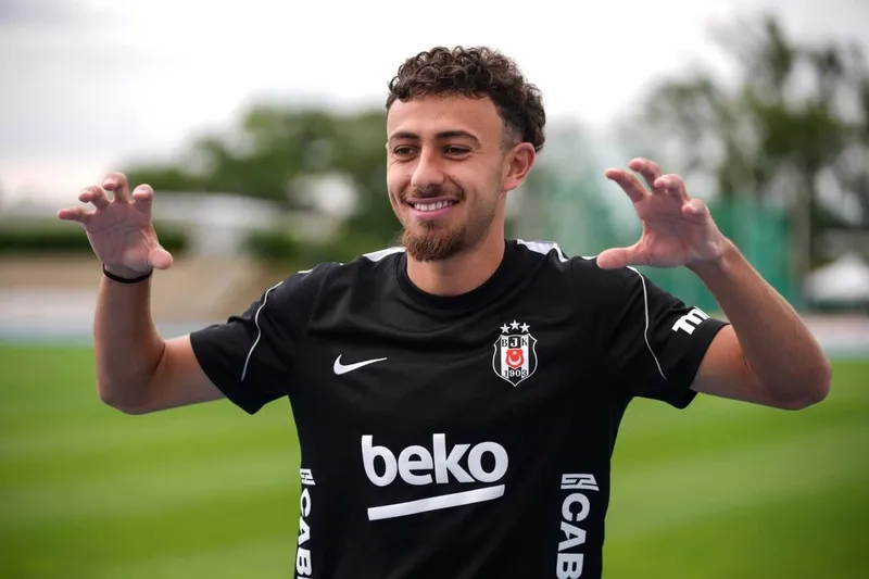 Derbide gözler onda olacak! Premier Lig ekipleri Beşiktaşlı yıldızı izlemeye geliyor - 1