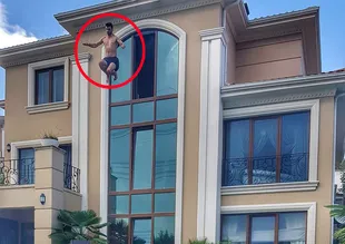 Kenan Sofuoğlu 3. kattan atladı, sakatlandı