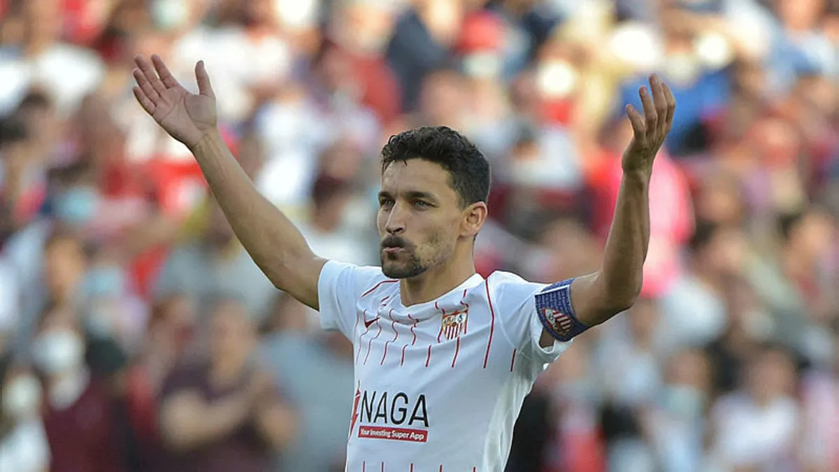 Sevilla'dan Jesus Navas'a ömür boyu sözleşme!