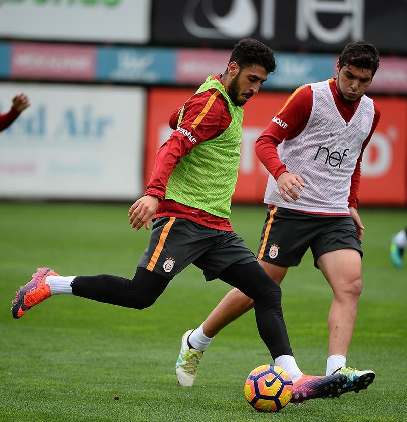 Galatasaray’a Tolga Ciğerci şoku!