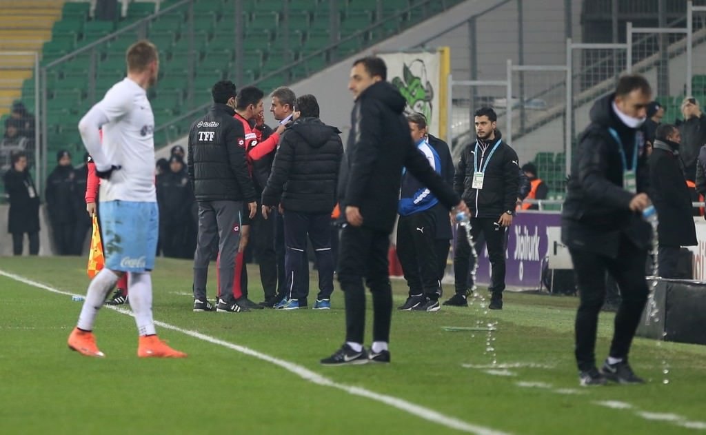 Bursaspor-Trabzonspor karşılaşmasından kareler