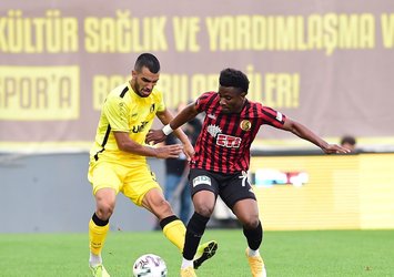 İstanbulspor 3 puanı 3 golle aldı!