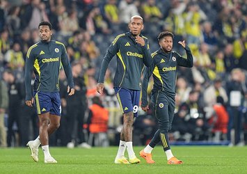 F.Bahçe'de flaş ayrılık gelişmesi! Teklifleri değerlendirmeye aldı