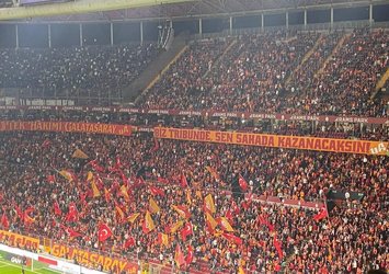 Derbi öncesi Cumhuriyet Bayramı şenliği!