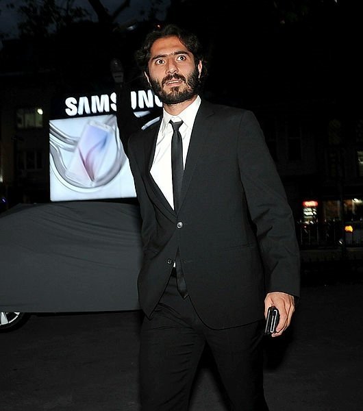 Ünlü futbolcular ve lüks otomobilleri