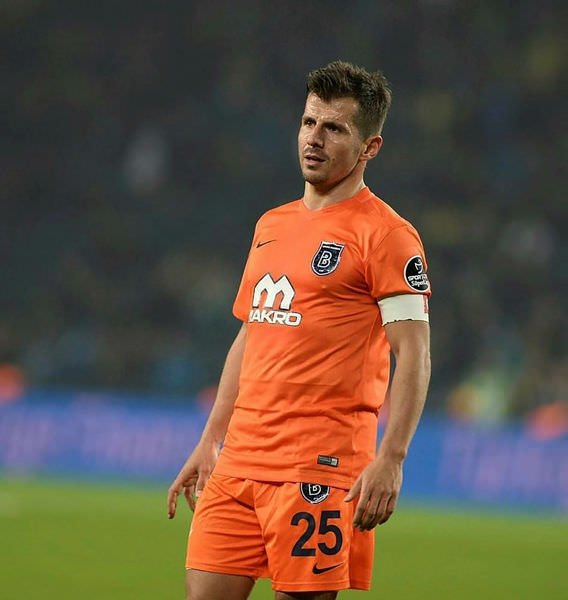 Emre Belözoğlu: Galatasaray’dan teklif aldım