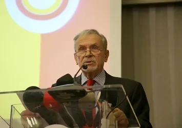 Cengiz Özyalçın: Milli ara bize yaramıyor