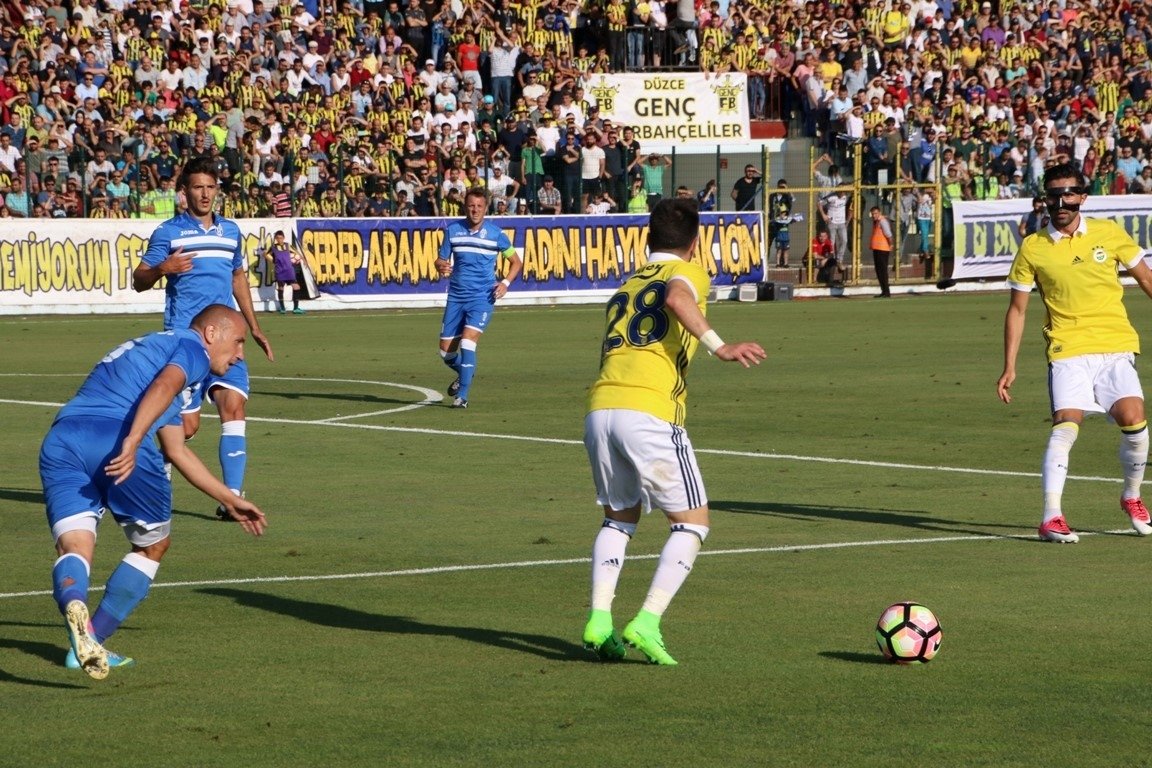 Fenerbahçe, Juventus Bükreş’e mağlup oldu
