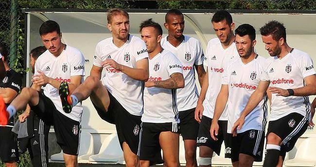 Beşiktaş’ta 5 futbolcu kadro dışı