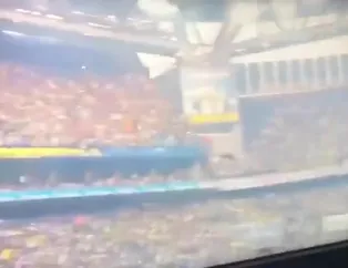 Mesut Özil'den Kadıköy paylaşımı! Şarkıya böyle eşlik etti