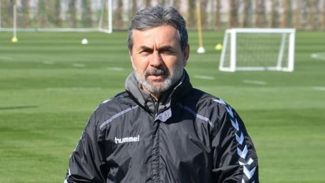 Fenerbahçe Aykut Kocaman’ın kapısını mı çalacak?
