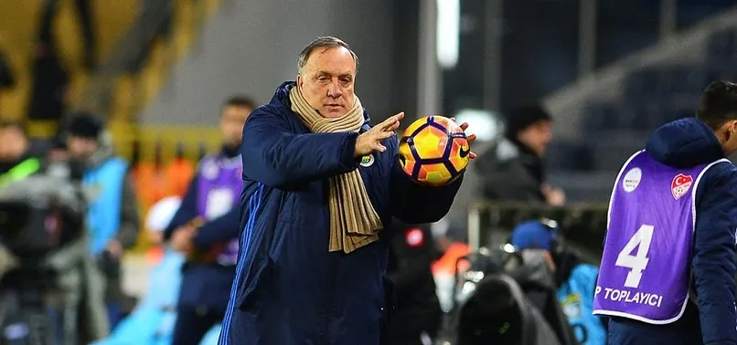 Dick Advocaat'tan sürpriz Salih Uçan kararı
