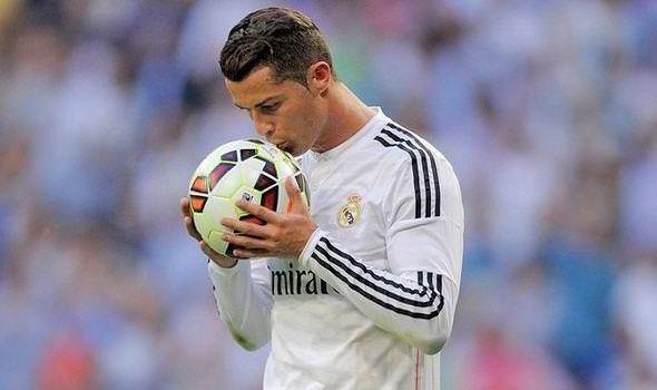 Ronaldo: Türkiye’de tek bir takımda forma giyerim!