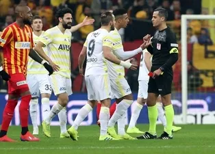 Tartışma alevlendi: "F... off" küfür mü?