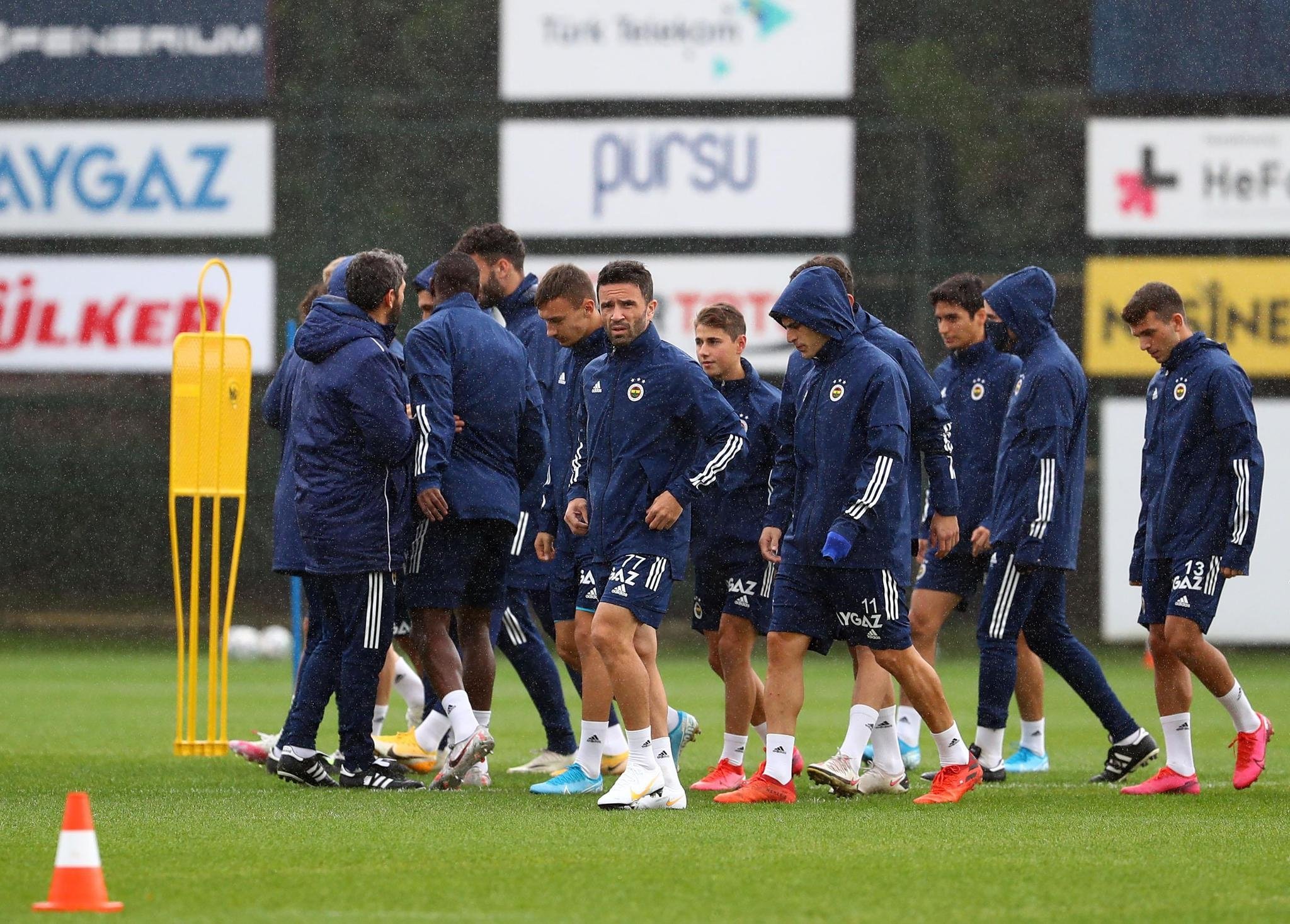 Fenerbahce Sag Selamet 7 Eksikle Gidildi Aspor