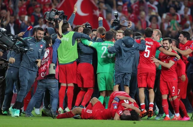 Hangi futbolcu ne kadar prim aldı?