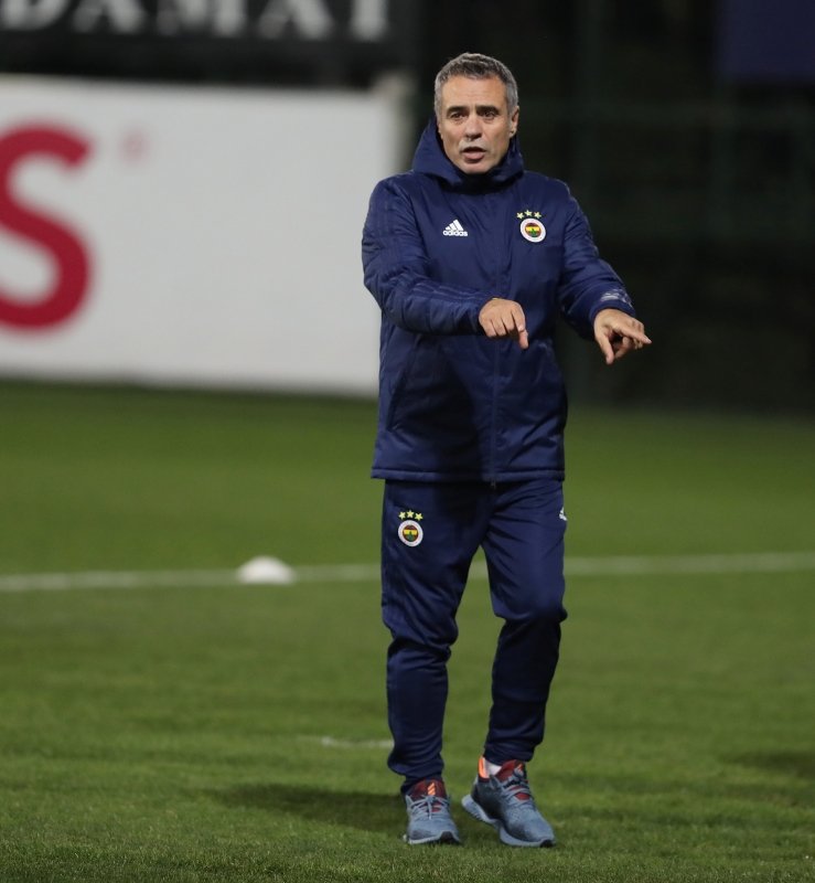 Fenerbahçe ’yeniden doğuş’ peşinde!