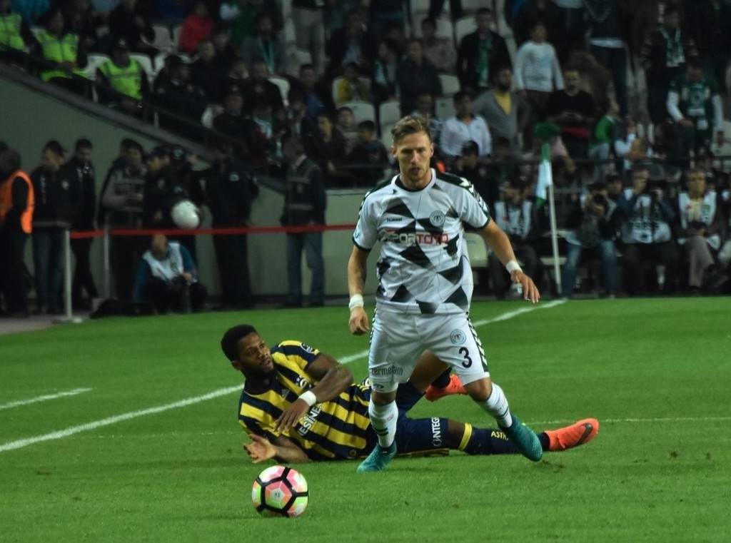 Fenerbahçe, Konya’da kendine geldi