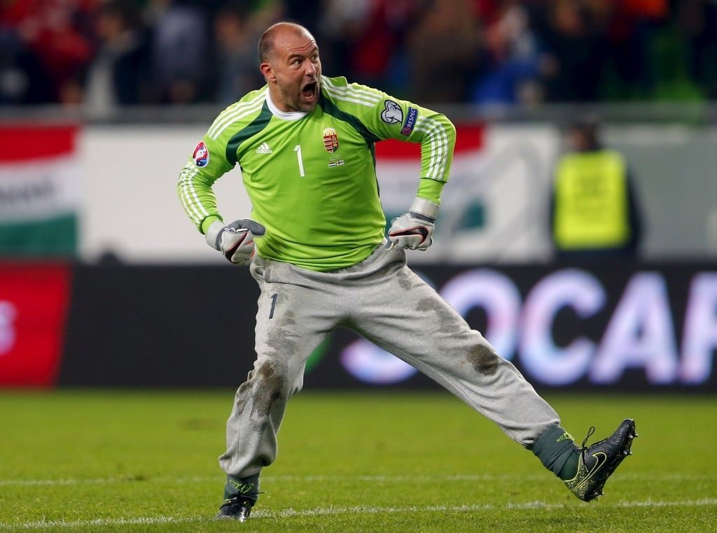 Gabor Kiraly niçin eşofman giyiyor?