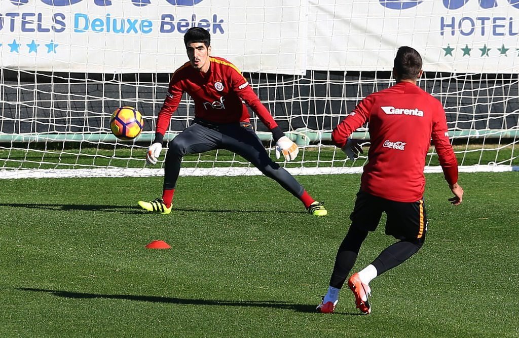 Fernando Muslera’dan ayrılık sinyali