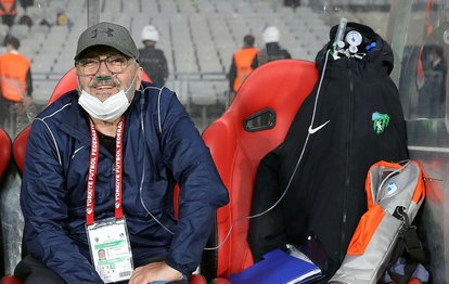 Son dakika spor haberleri: Mustafa Reşit Akçay’ın sağlık durumu ciddiyetini koruyor