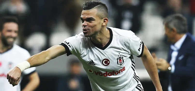 Değişikliği Pepe yaptı: 'Çıkar onu hocam!'