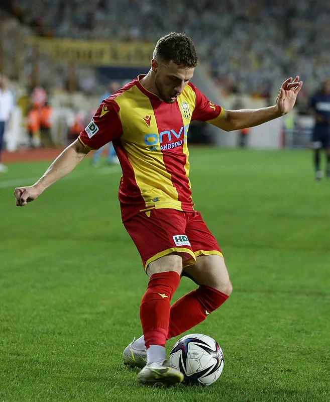 Beşiktaş'ta kanat adayları Halil Akbunar ve Mustafa Eskihellaç! Valerien Ismael'in kararı... - 2