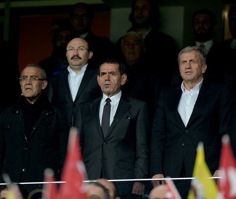 Dursun Özbek gönüllerde böyle taht kurdu