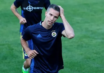 Robin van Persie'ye talip var