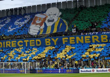Fenerbahçe'den derbi koreografisi