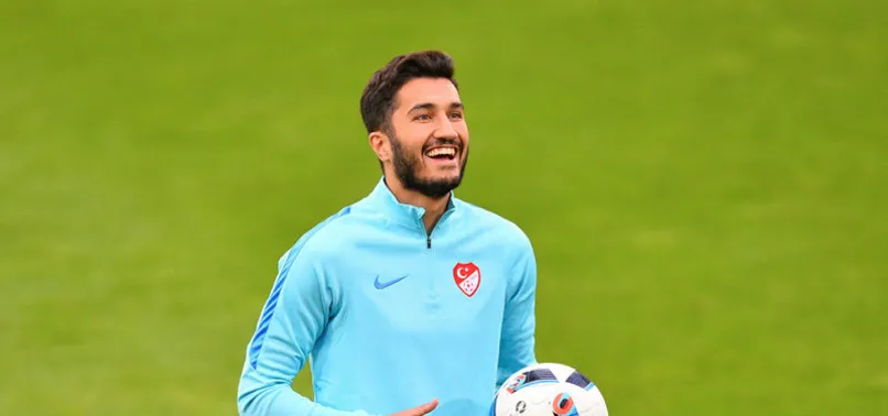 Nuri Şahin, Dortmund ile imzaladı