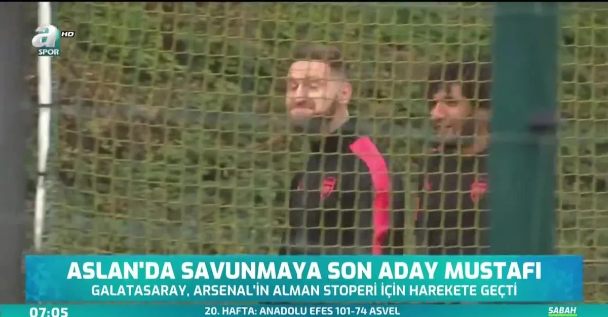Aslan'da savunmaya son aday Mustafi