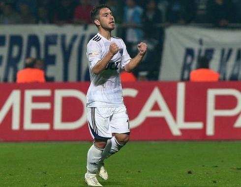 Podolski’nin yerine kim gelecek?
